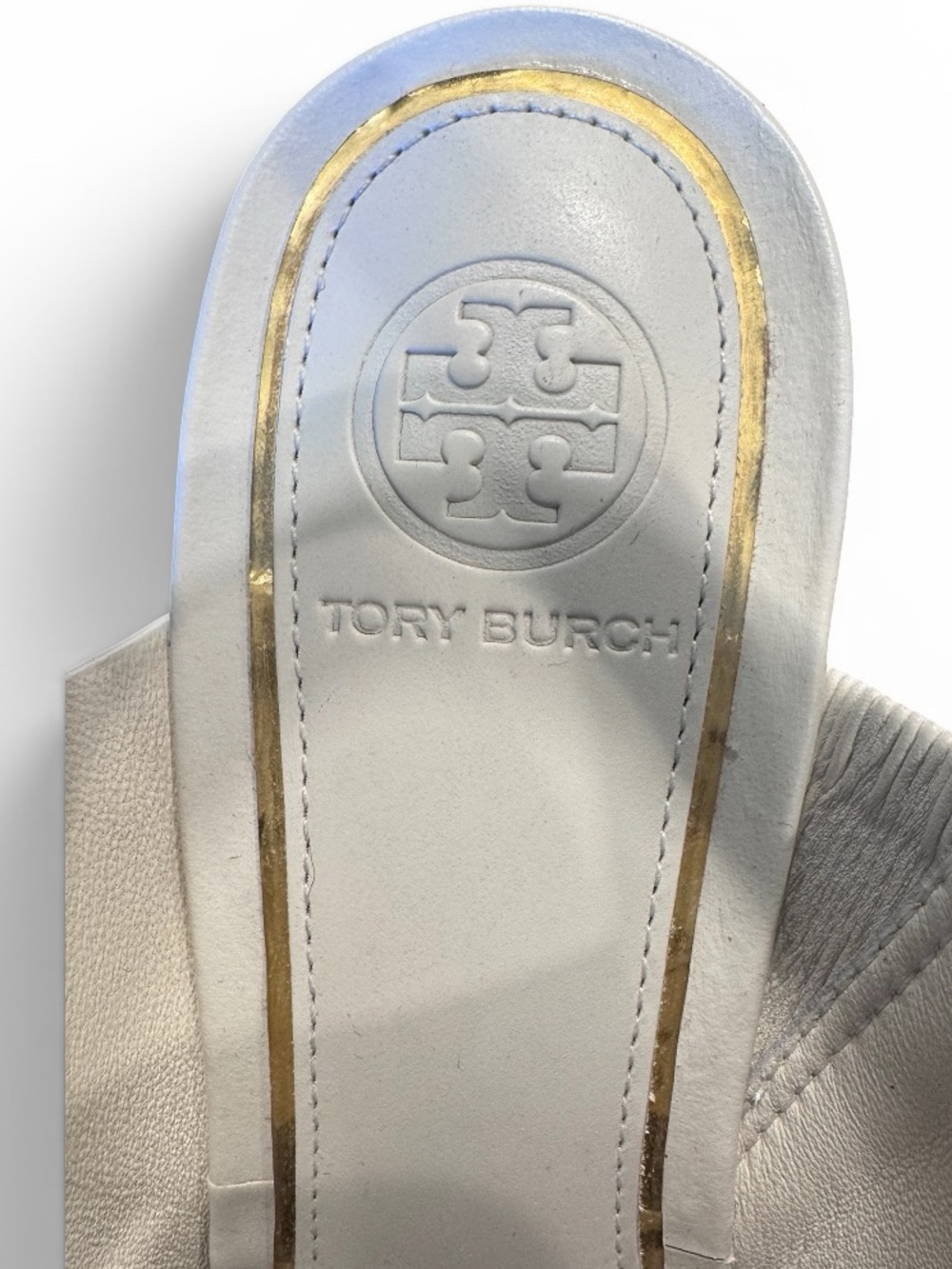 Tory Burch Metal Miller 65 mm Wedge Sandals White Leather Size 7M NWOT - Picture 9 of 9